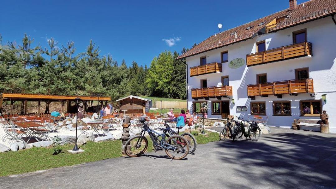 Gutschein - Biathlon-Weeks - 7 Tage/6 Übern. inkl. Halbpension für 2 Pers. im pfefferHäusl in Regen/Niederbayern