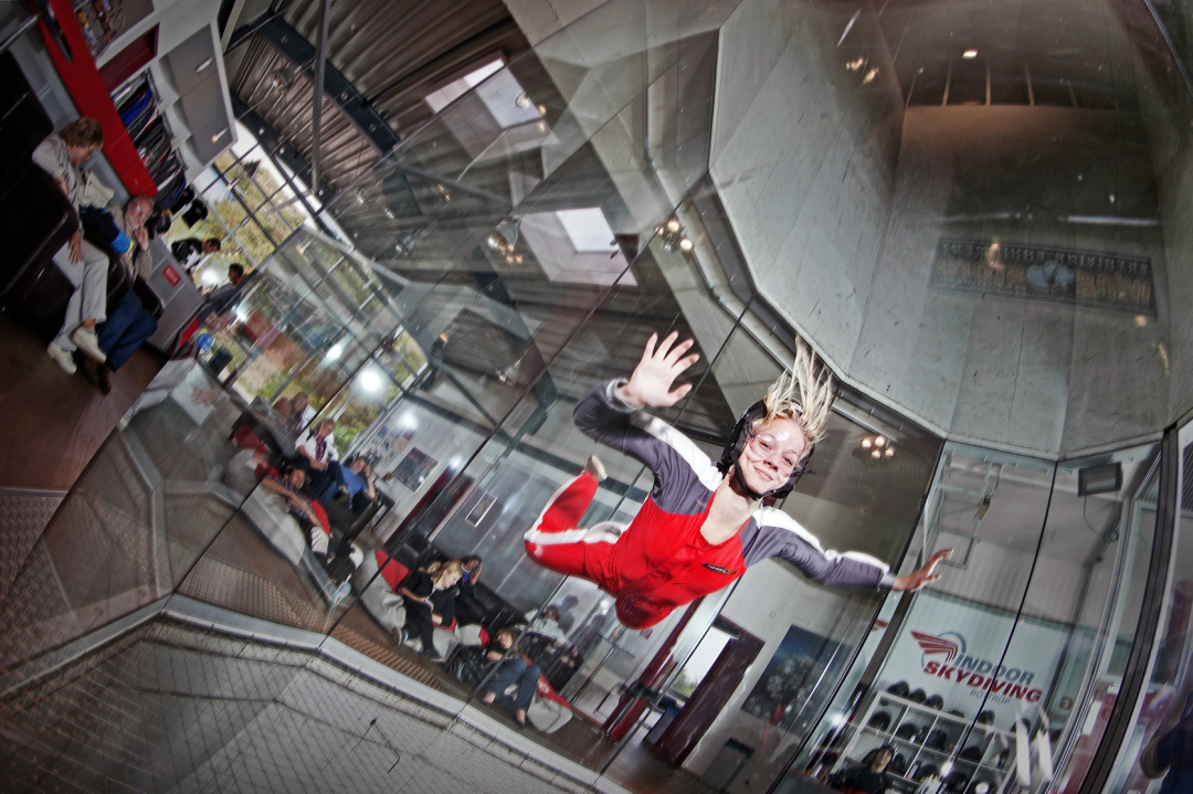 Gutschein - Familien AIRlebnis für bis zu 5 Personen beim Indoor Skydiving in Bottrop