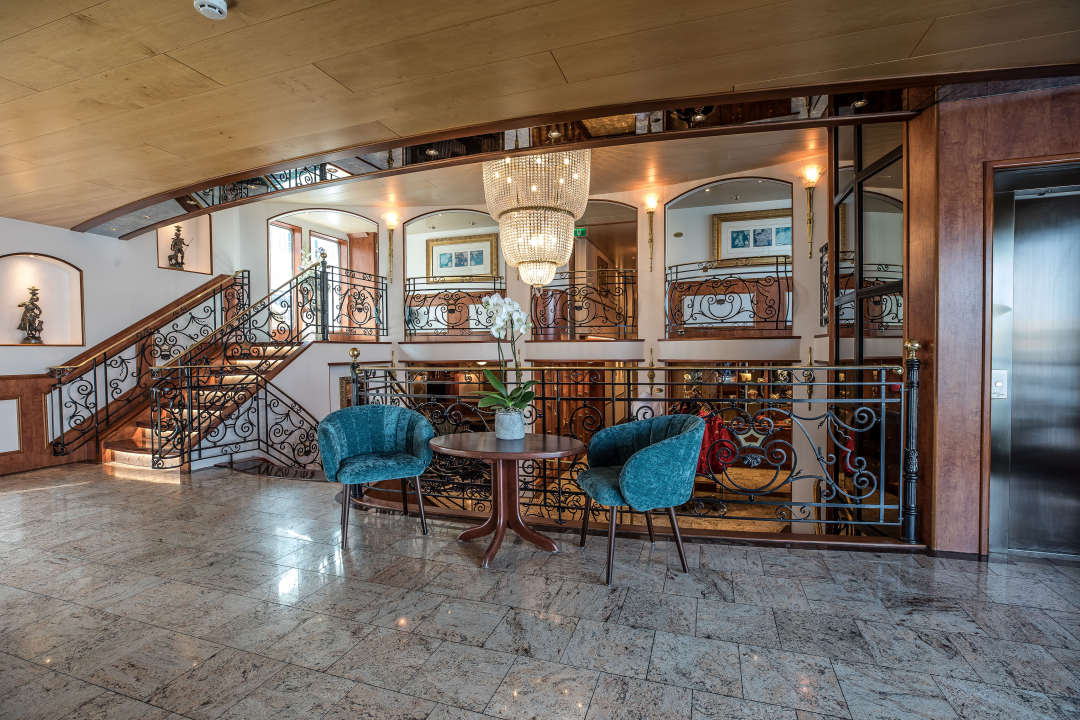 Schiffsreise mit MS Swiss Crown  05.08. - 12.08.2026 - Doppel- als Einzelkabine/Smaragddeck für 1 Personen