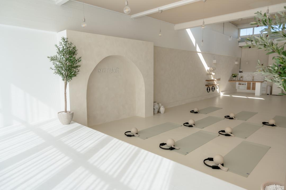 100 EURO-Gutschein für Pilates- & Yoga-Kurse von The Sunnyloft Düsseldorf