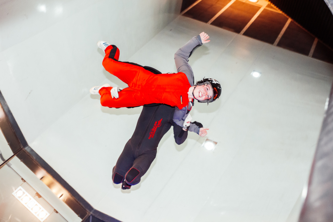Gutschein - Familien AIRlebnis für bis zu 5 Personen beim Indoor Skydiving in Bottrop