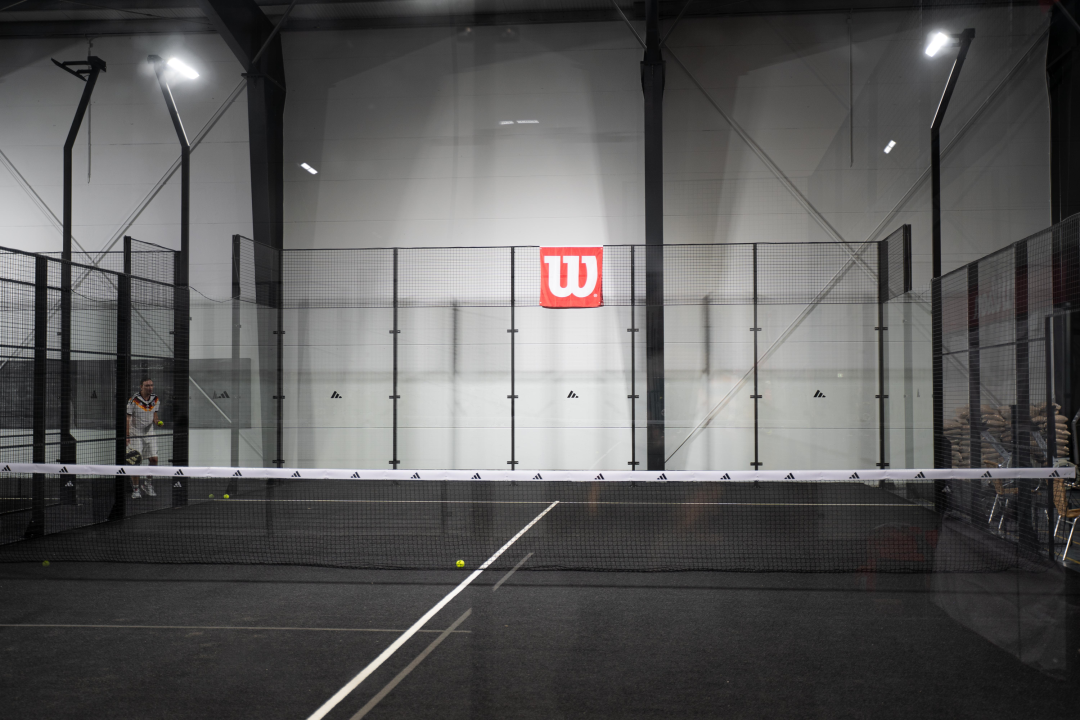 Wertgutschein für 1 Std. Padel-Spaß im Kineto Padel Club Moers für 1 Person