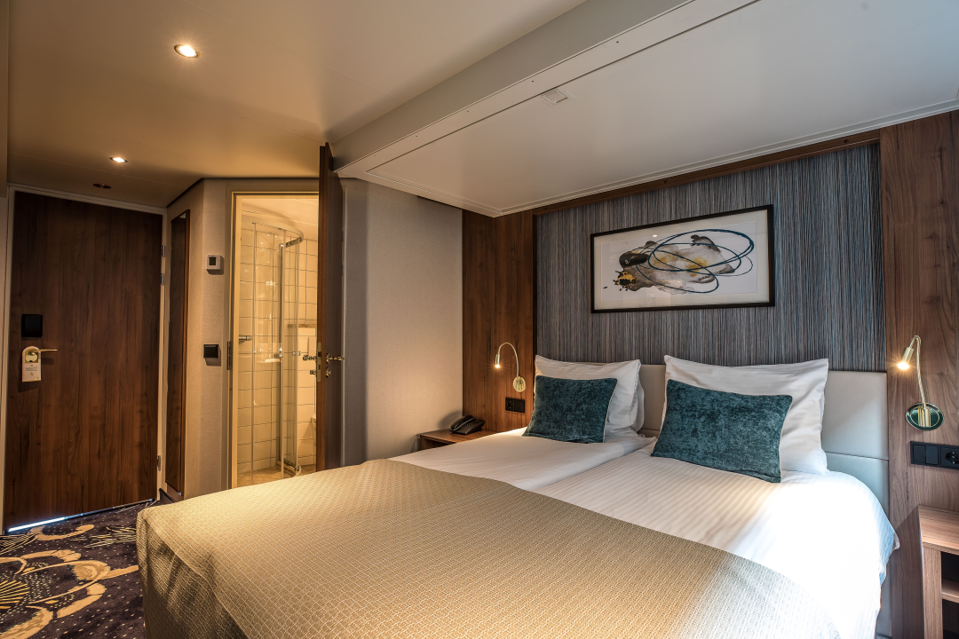 Schiffsreise mit MS Swiss Crown  05.08. - 12.08.2026 - Doppel- als Einzelkabine/Smaragddeck für 1 Personen