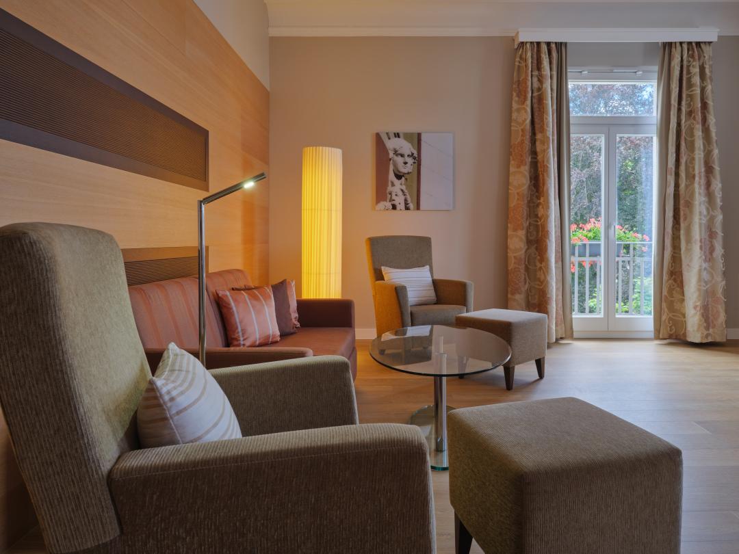 2 Übern. für 2 Pers. in einer Suite inkl. Frühstück und Wohlfühlmassage im Steigenberger Hotel Bad Neuenahr